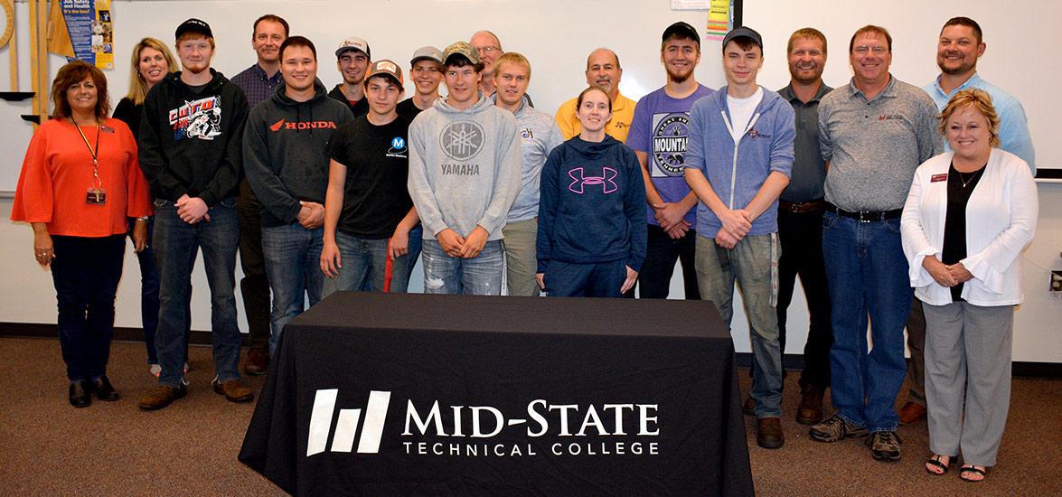 •	Mid-State Technical College celebrated its graduating Mid-State Metal Mania students on the Wisconsin Rapids Campus, Friday, August 16. Pictured are the graduates present along with Mid-State staff and sponsoring partners.